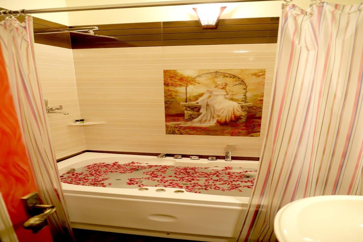 Hotel Ganesha Palace 4*