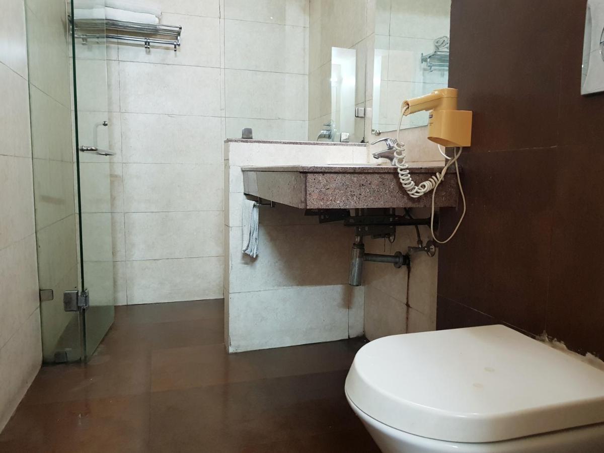 Fairway Hotel 3*