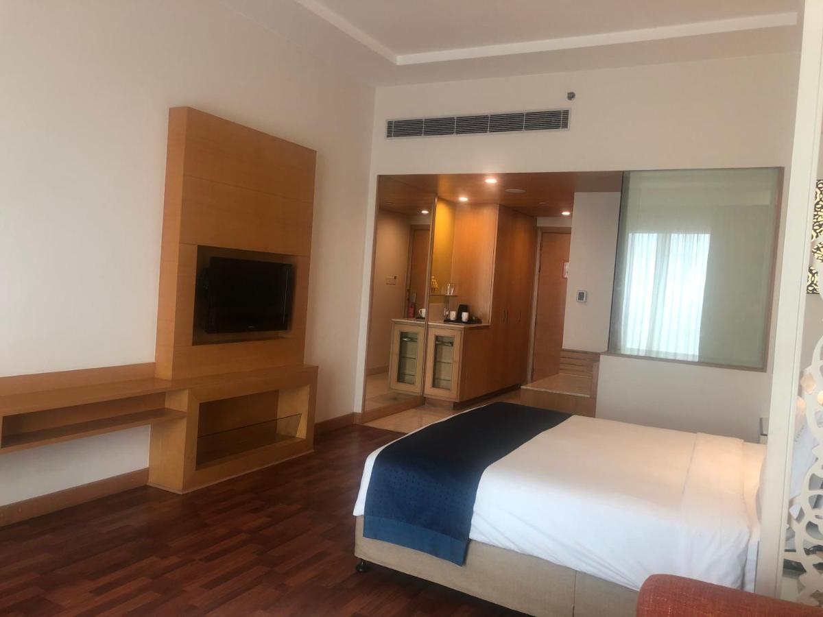Hotel Ranjit Avenue By Ihg