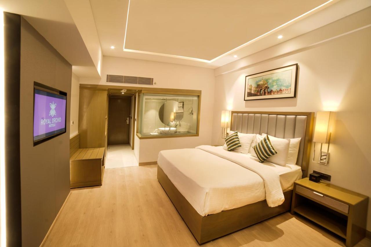Regenta Place By Royal Orchid Limited Amritsar