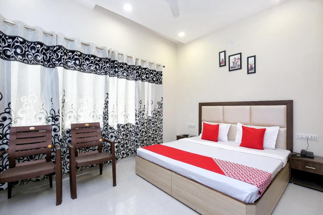 Hotel Oyo 24501 Forever