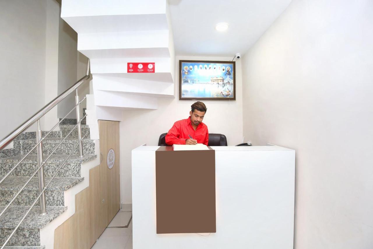 Oyo 24501 Forever Hotel 3*