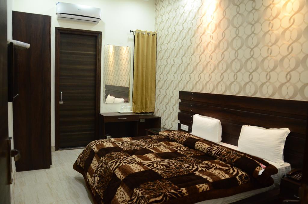 The Grand Galaxy Hotel 3*