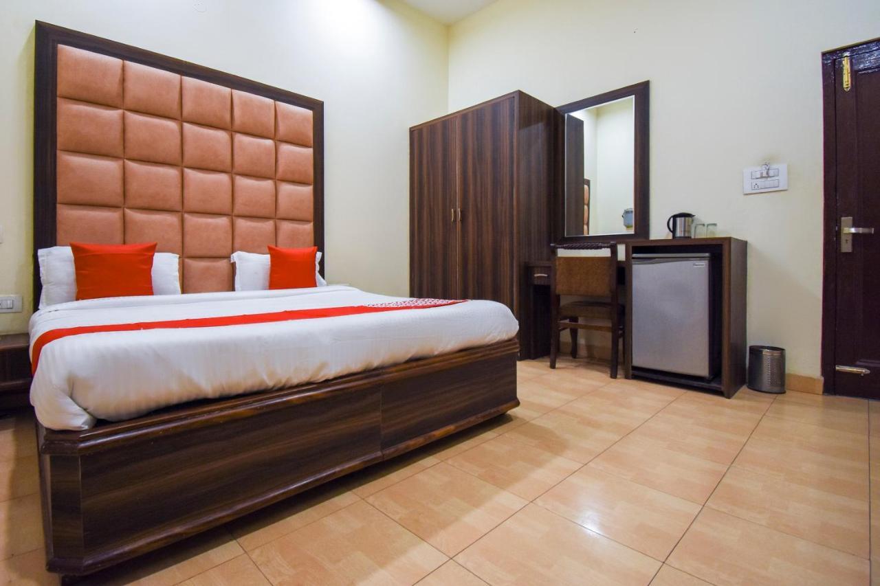 Hotel Oyo 9727 Welcome 2 3*