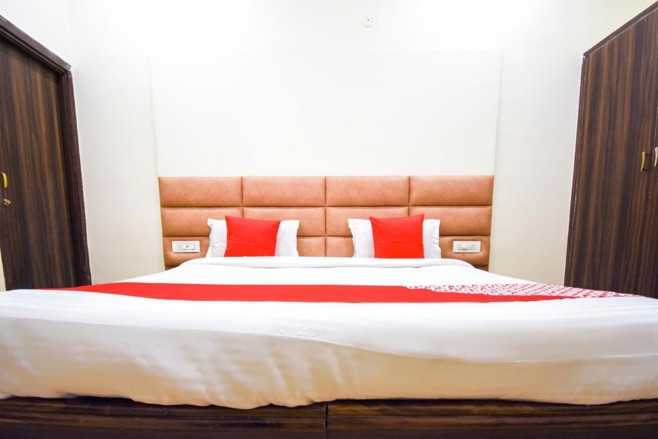 Hotel Oyo 9727 Welcome 2 3*