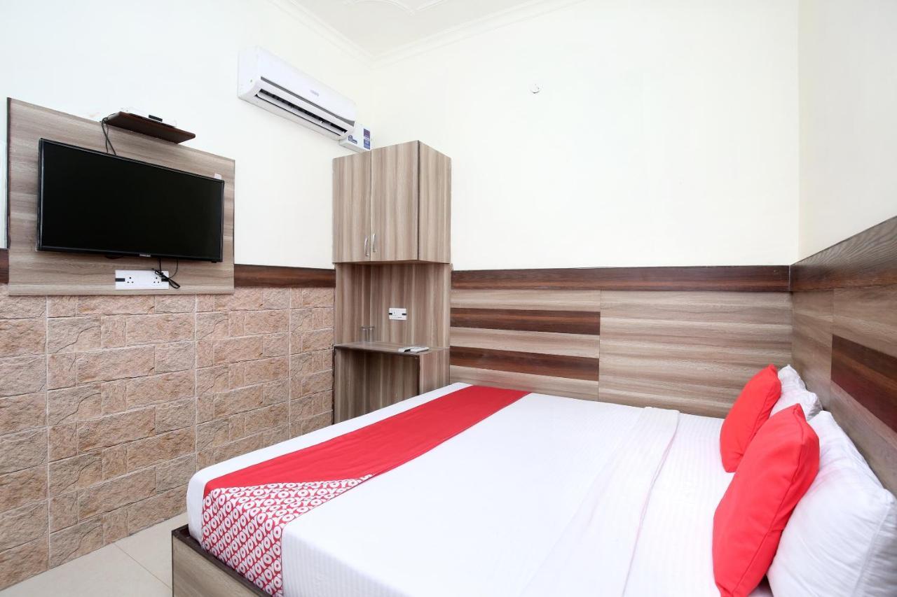 Oyo 14784 Angad Residency Hotel