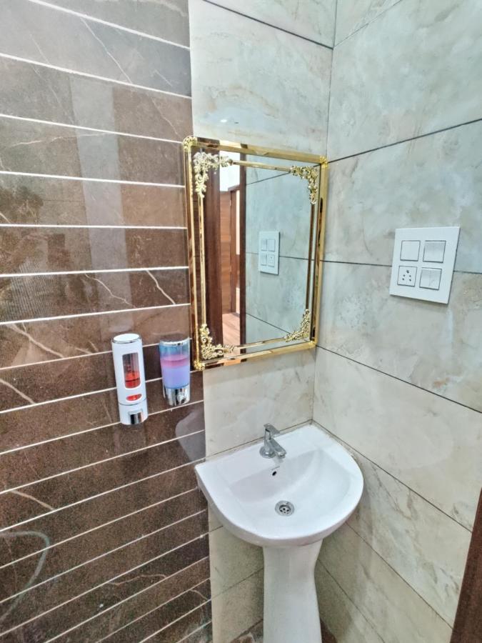 Hotel Guntas Residency 3*