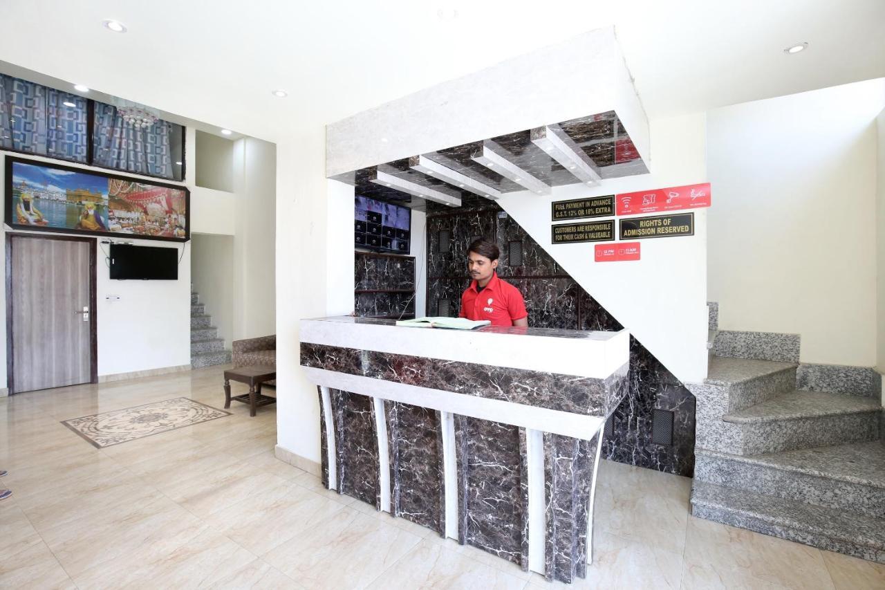 Hotel Oyo 14784 Angad Residency