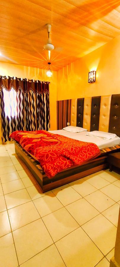 Revoli Walking Distance From Golden Temple Hotel Amritsar