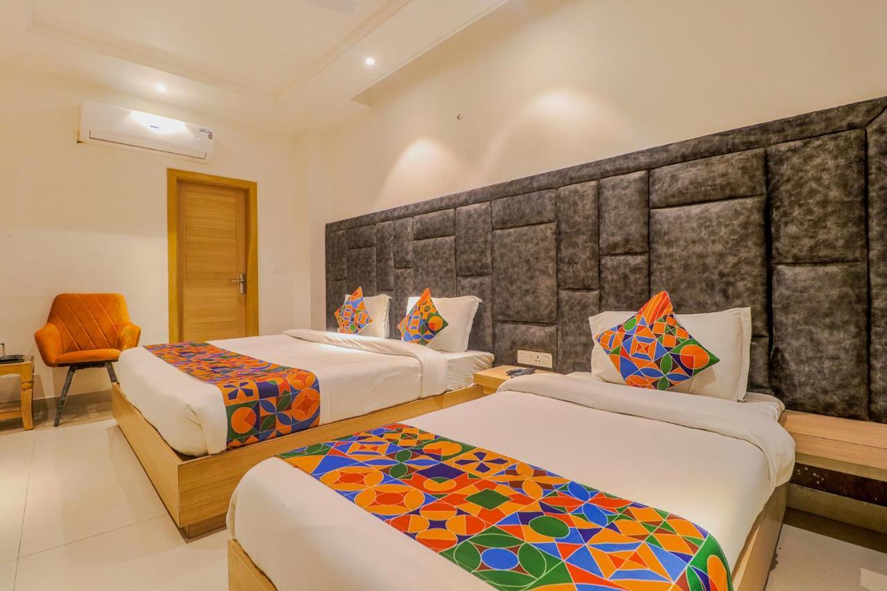 Fabhotel Apple Tree Hotel 3*