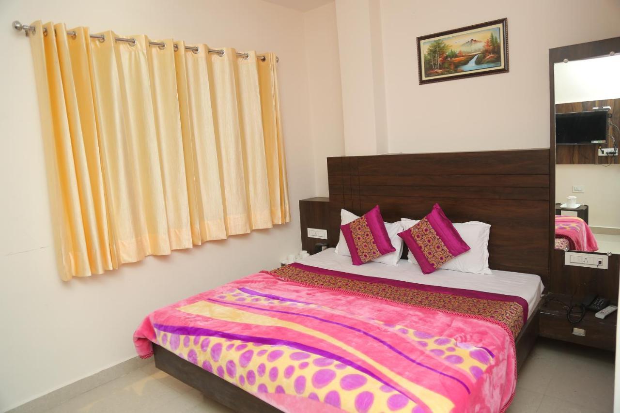 Hotel Golden Dreams 3*