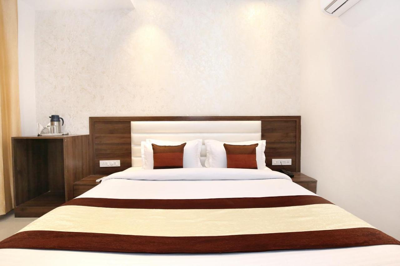 Oyo 11680 Grand Star 3* Amritsar