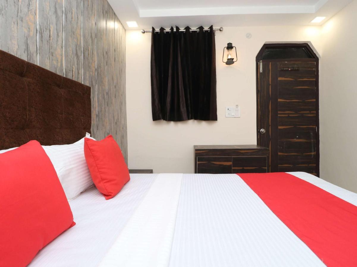 Hotel Oyo 37351 Krishna Royal Amritsar