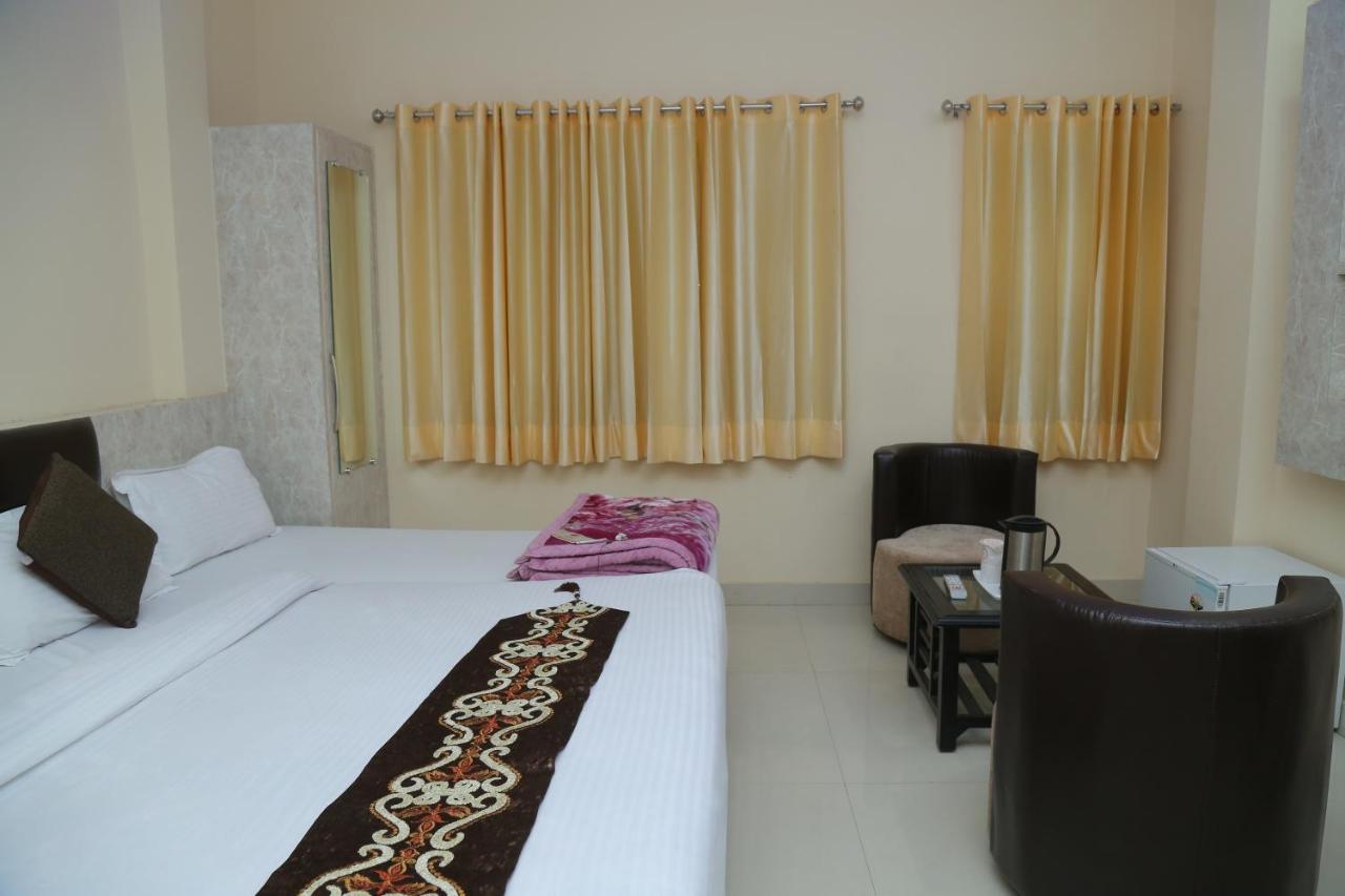 Hotel Golden Dreams