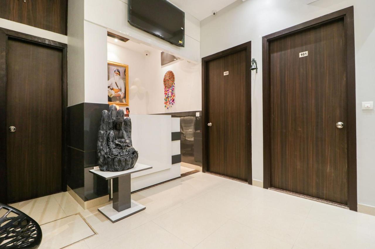 Oyo 85906 Noor Residency