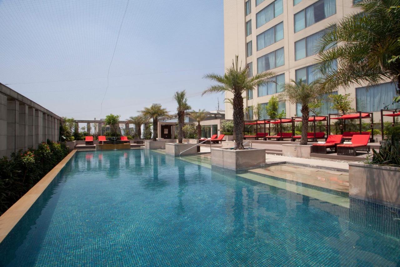 Hyatt Regency &