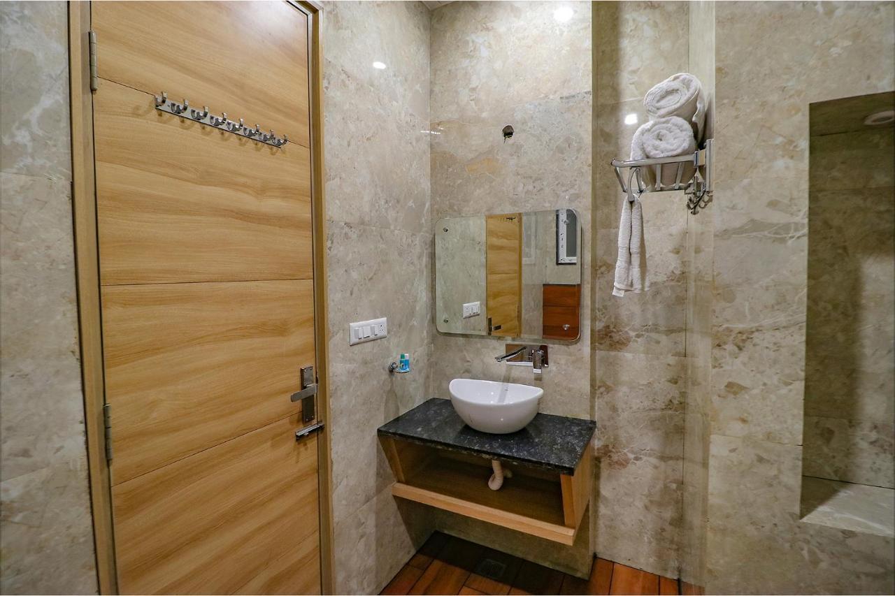 Hotel Fabhotel Diamond