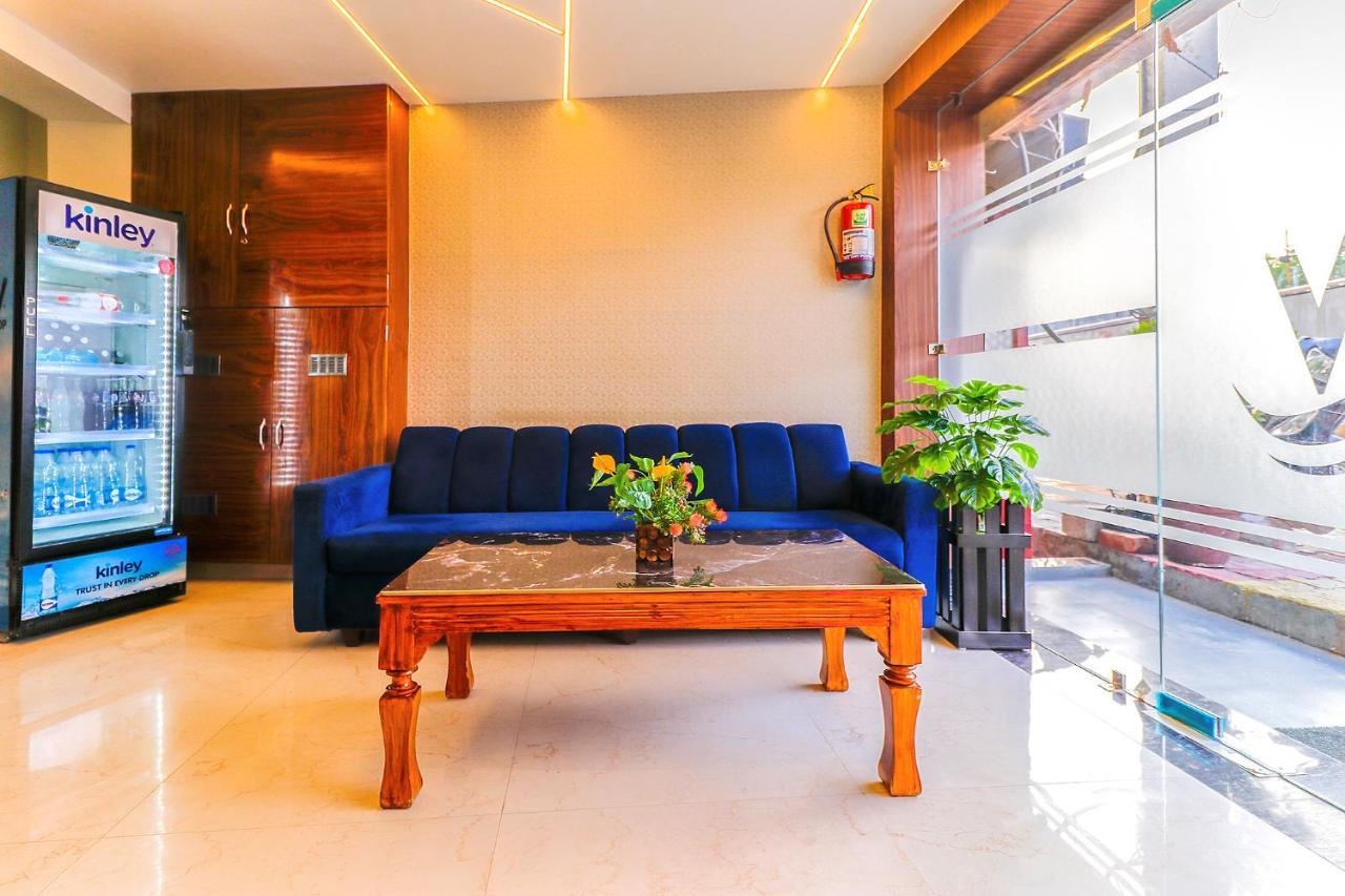 Hotel Fabhotel Golden Velvet 3*