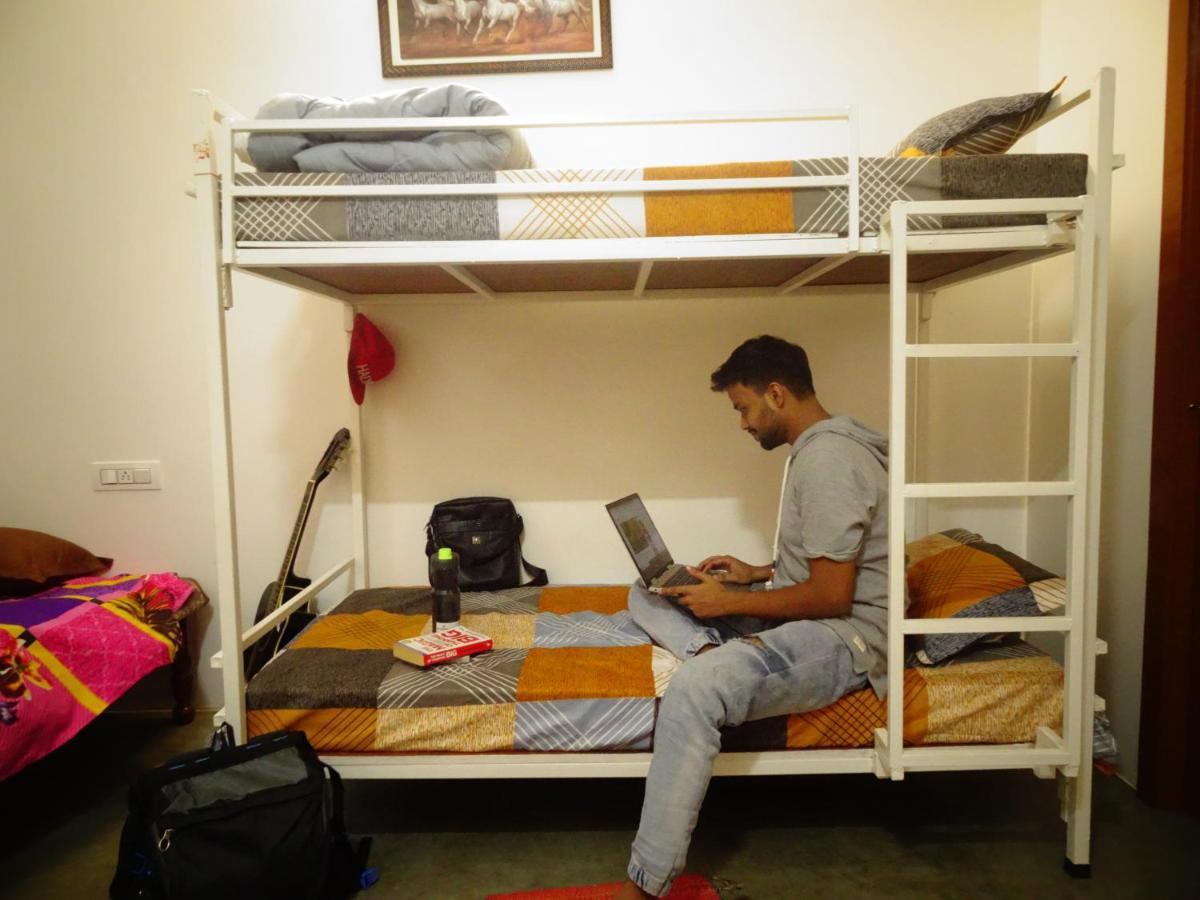 Yomad - Yoga & Travel Hostel