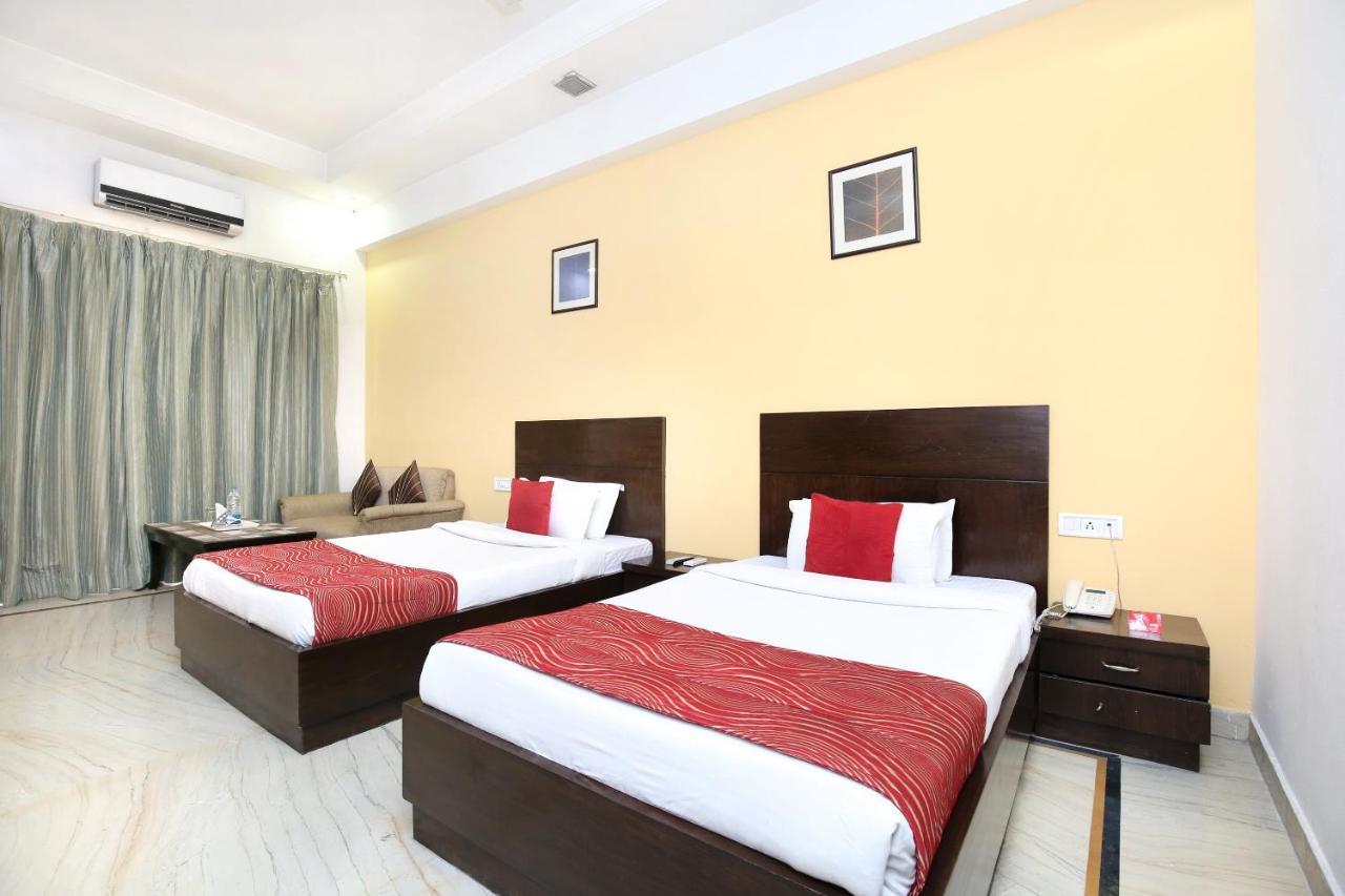 Capital O 15395 42 Hotel