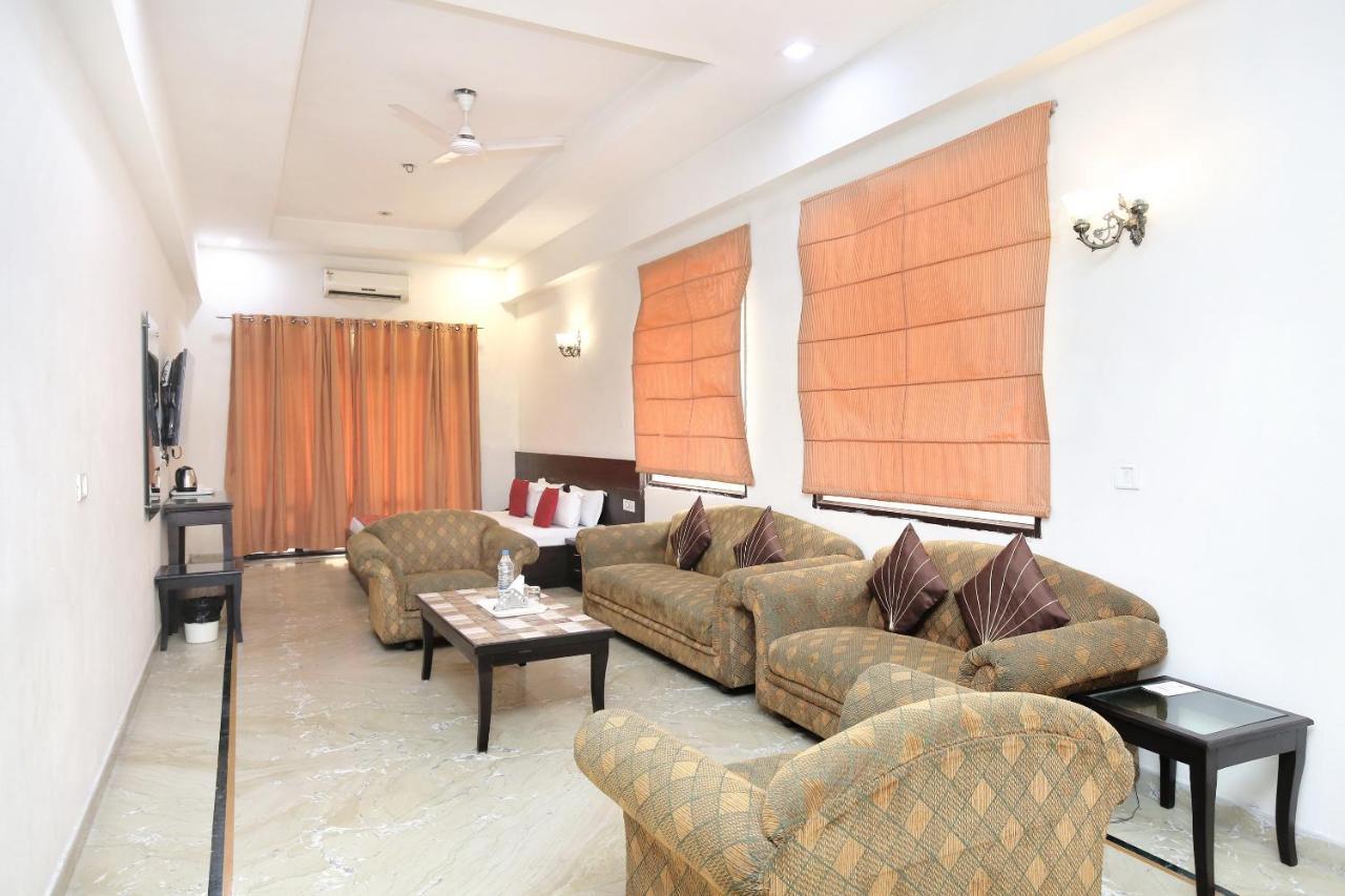 Hotel Capital O 15395 42 Amritsar