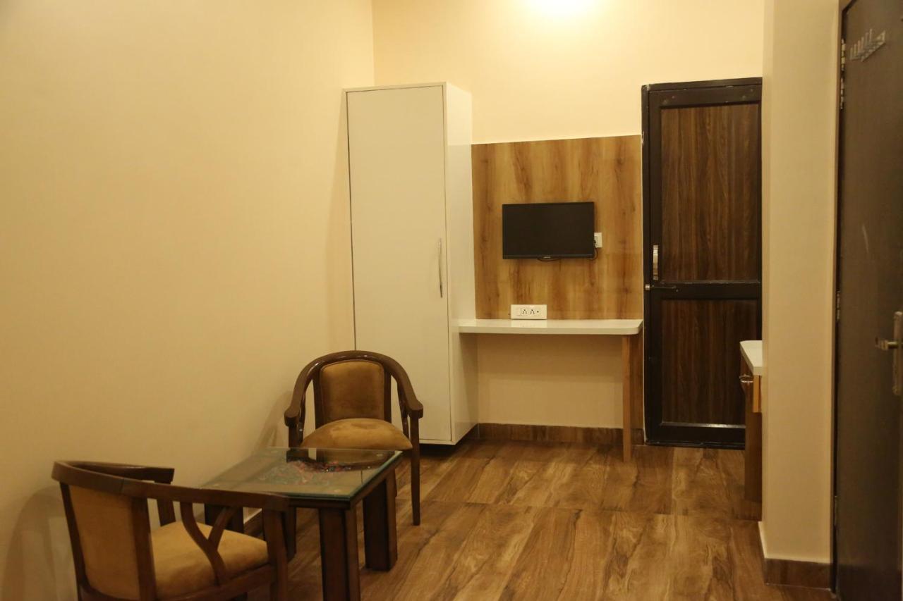 Hotel The Park View Amritsar