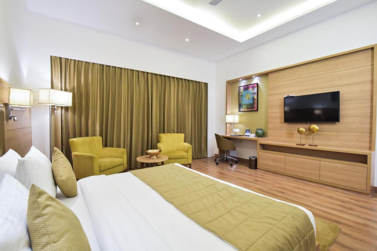 Surestay By Western Heritage Walk Hotel 4*