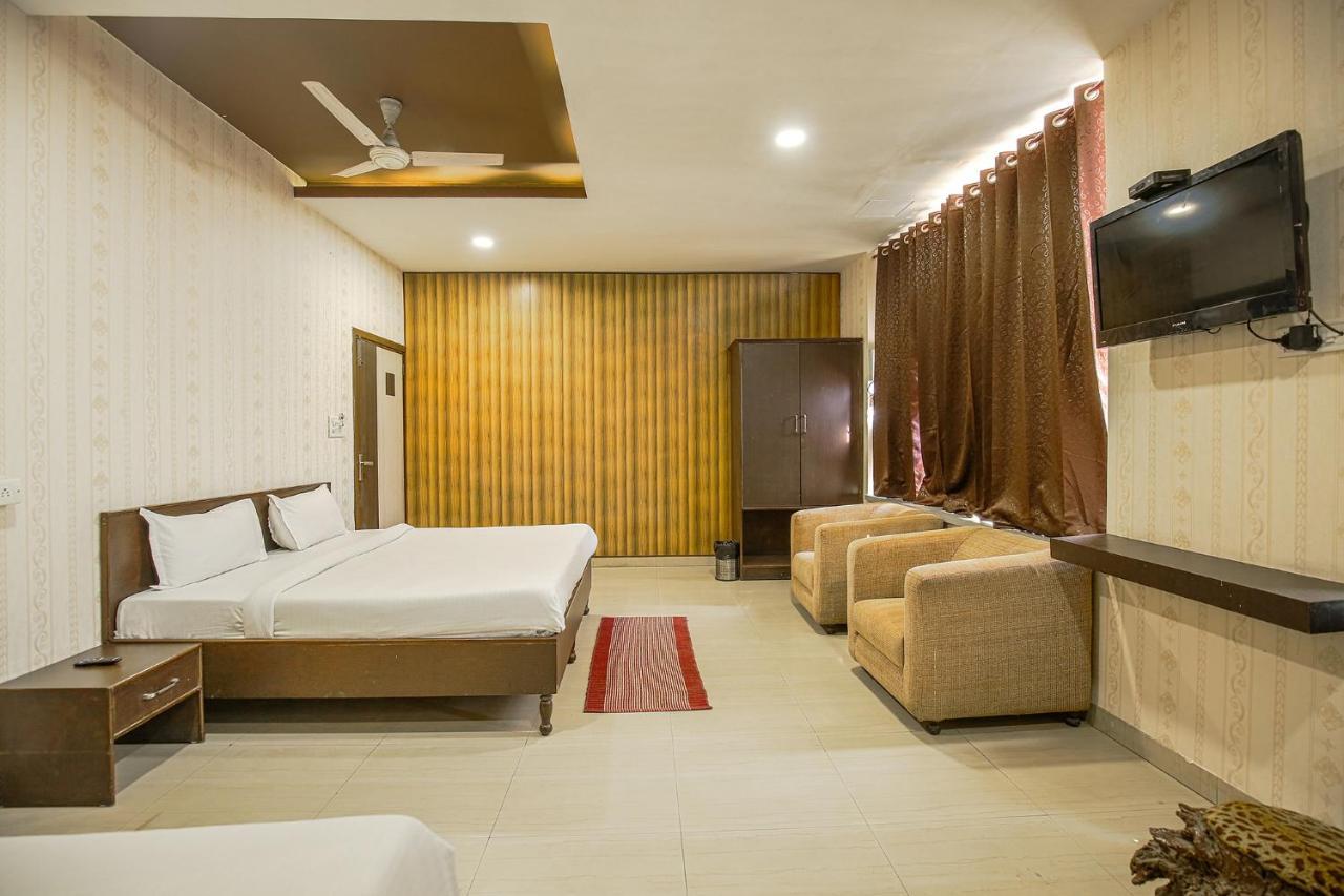Hotel Hk Continental