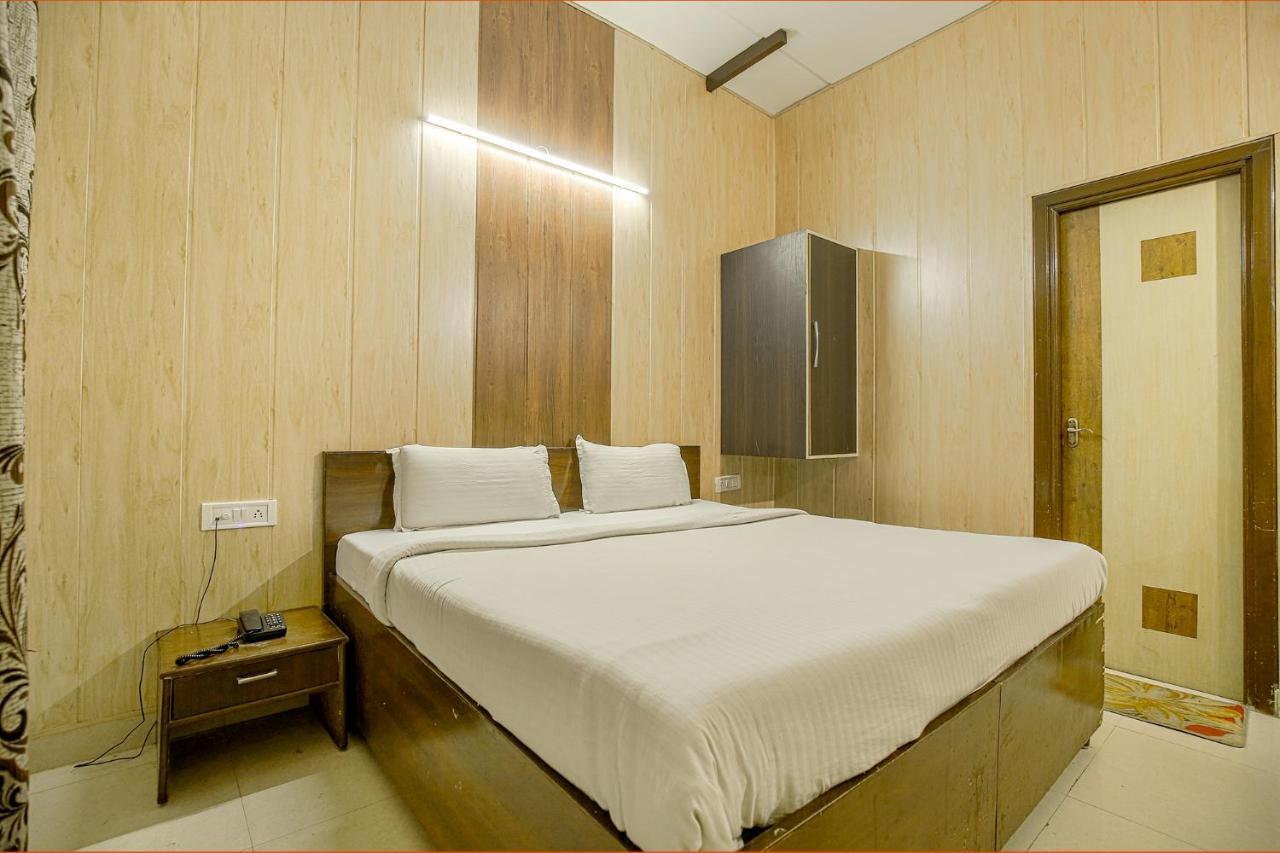 Hk Continental Hotel 3*
