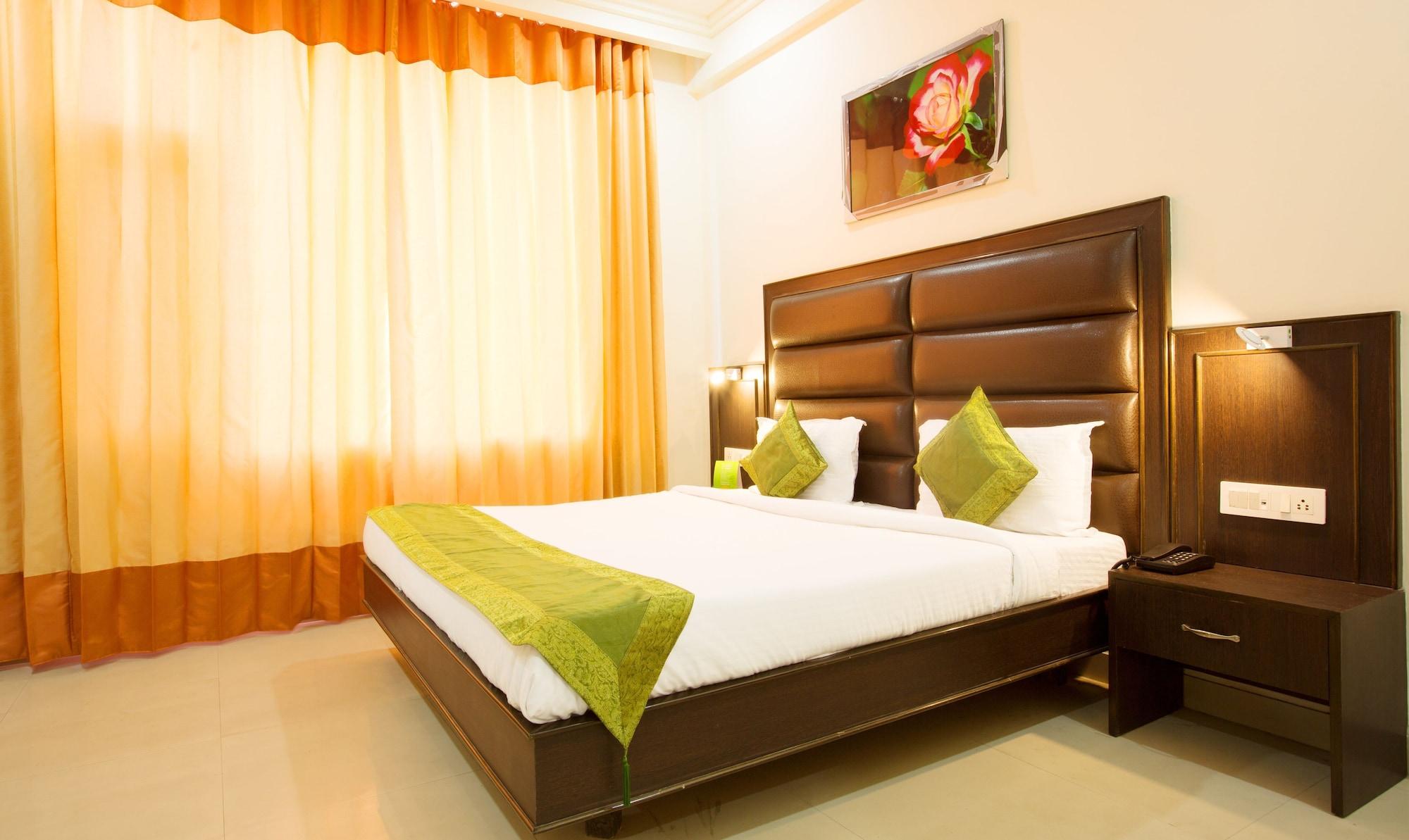 Treebo Dee Intercontinental Hotel