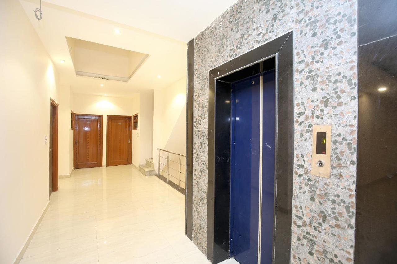 Oyo 15667 Anand Hotel Amritsar