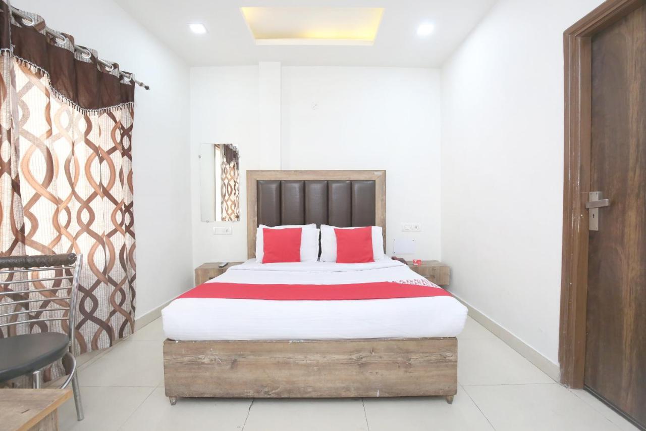 Oyo 10430 Citi View Hotel