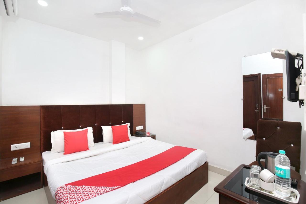 Oyo 15652 51 Hotel Amritsar