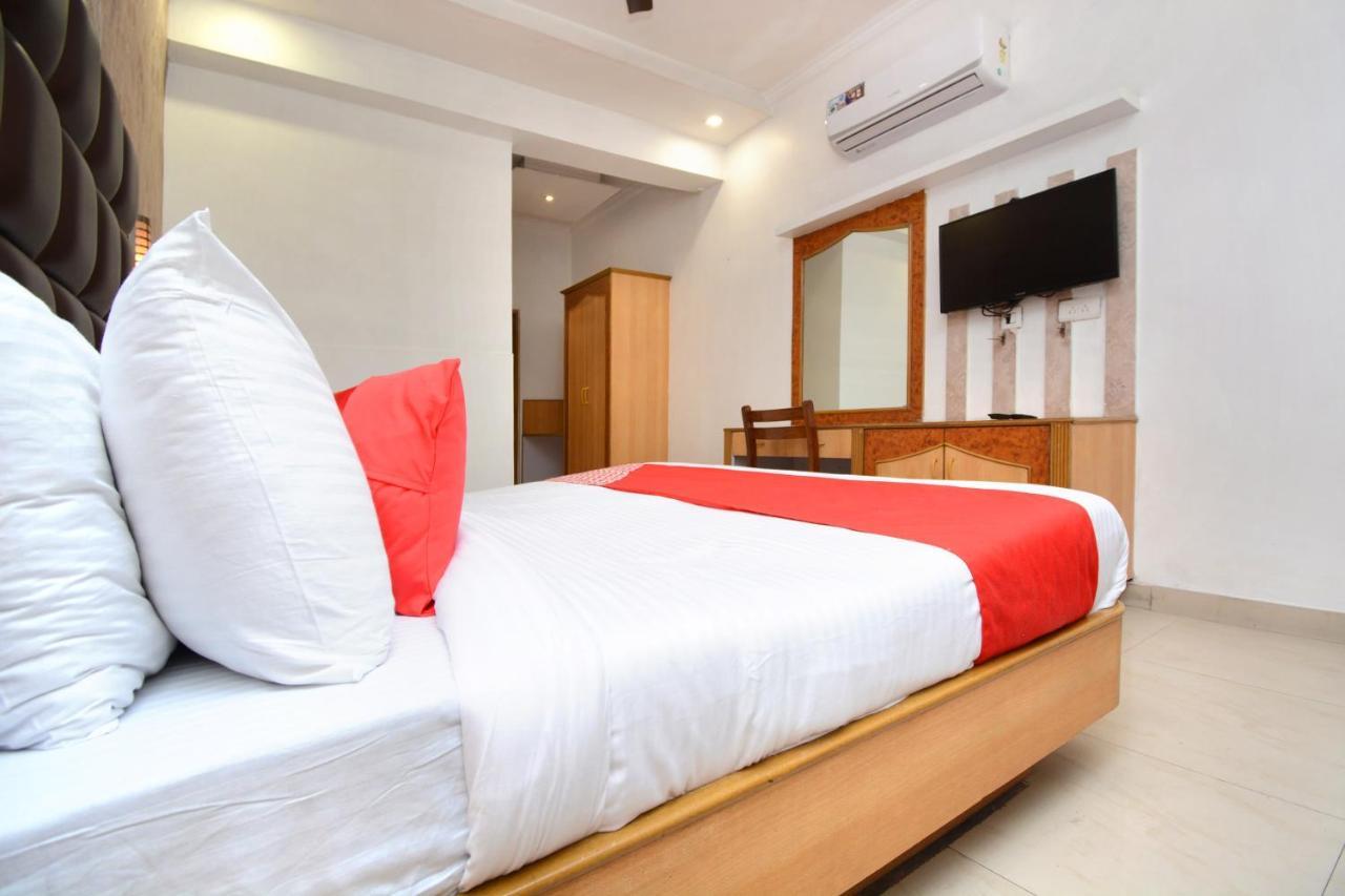 Hotel Ricky International