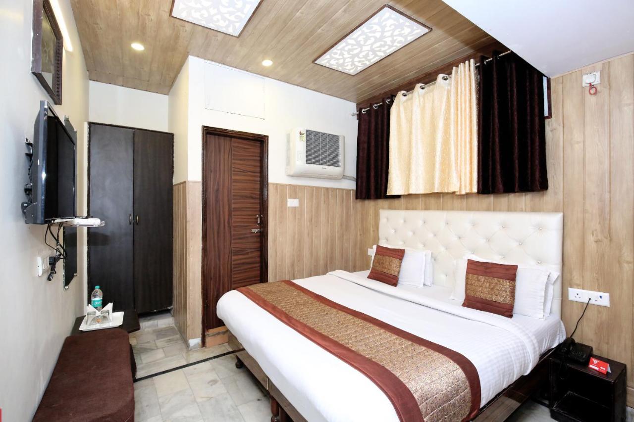 Hotel Oyo 966 Sallow International