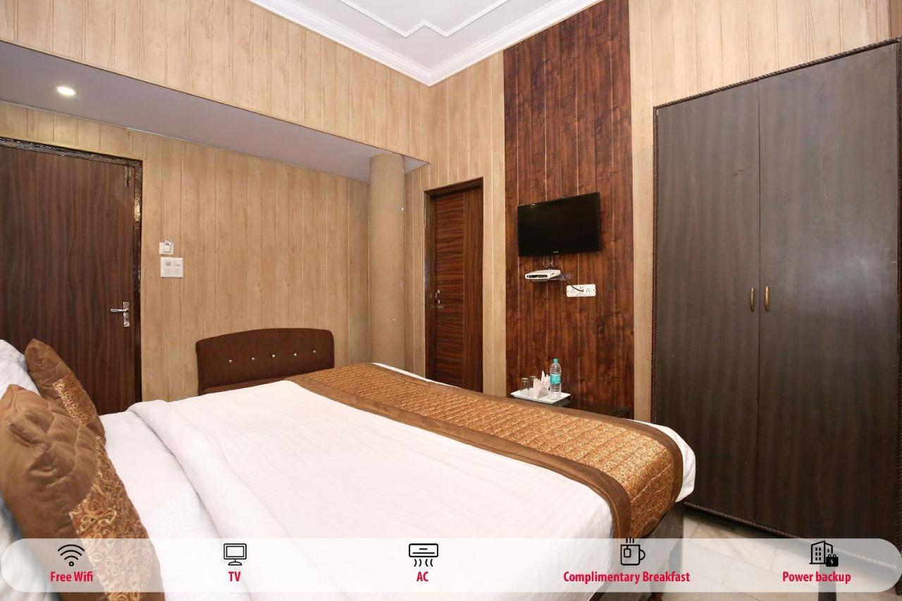Hotel Oyo 966 Sallow International 3*