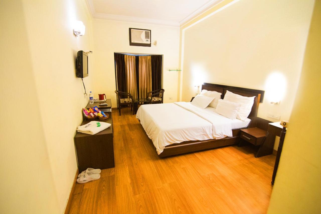 Hong Kong 3*