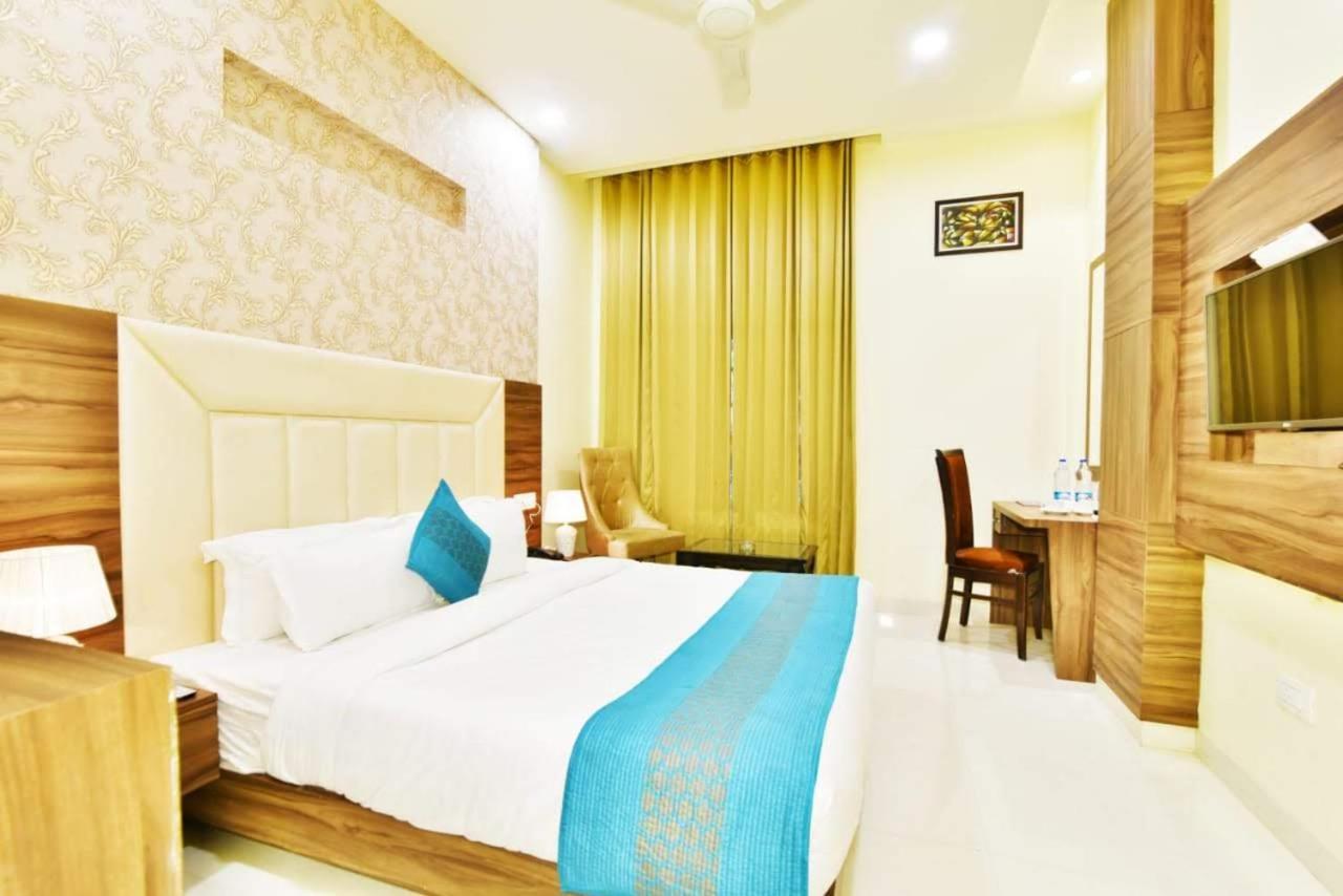 Capital O 8510 Welcome Hotel
