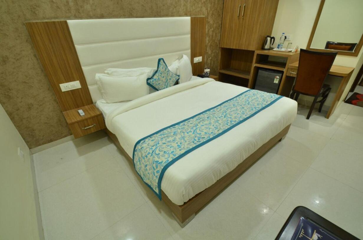 Capital O 8510 Welcome Hotel 3*