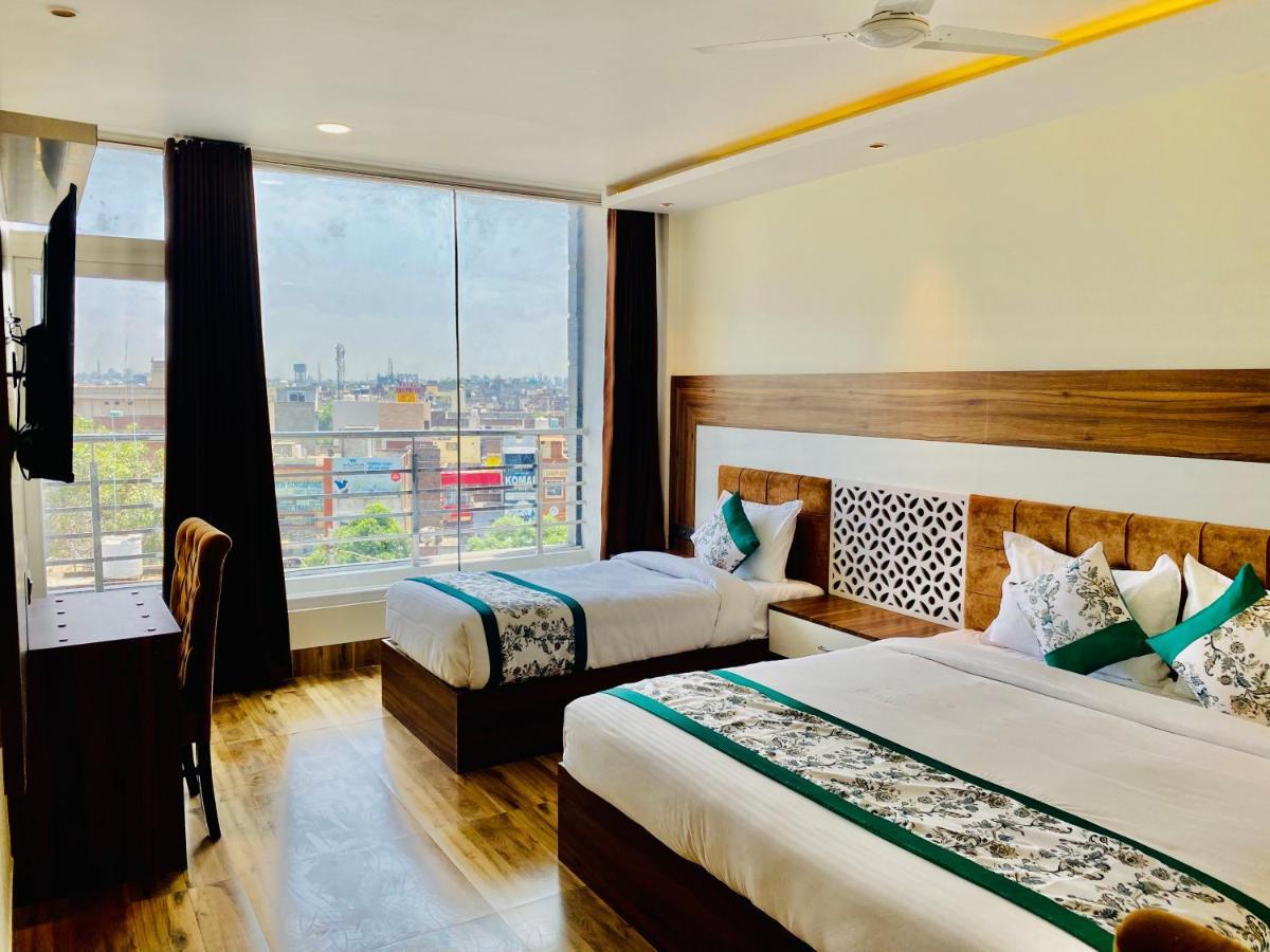 Hotel White House By An - Walking Distance From Golden Temple 4*