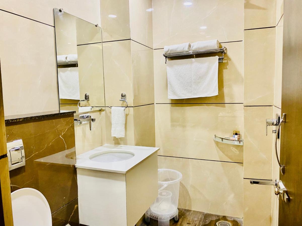 White House By An - Walking Distance From Golden Temple 4*