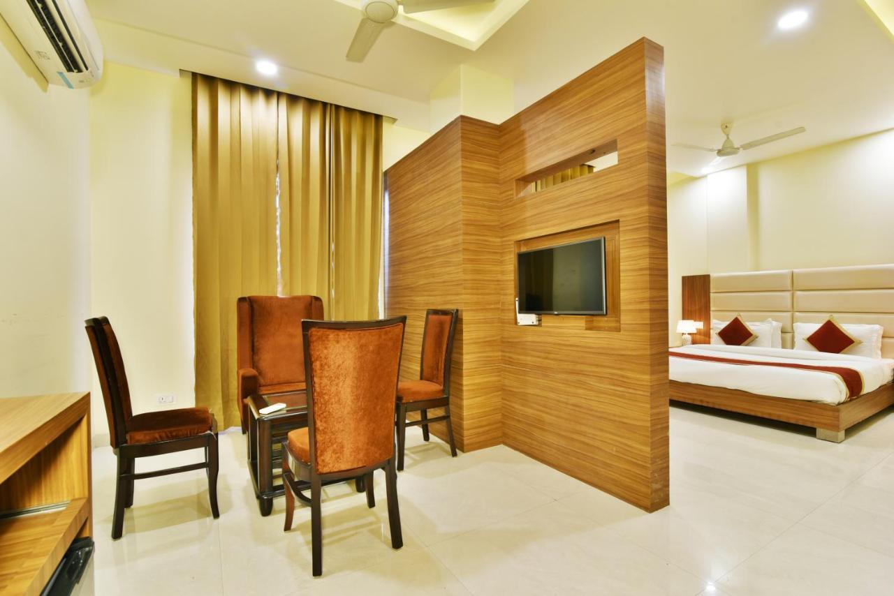 Capital O 8510 Welcome Hotel 3*