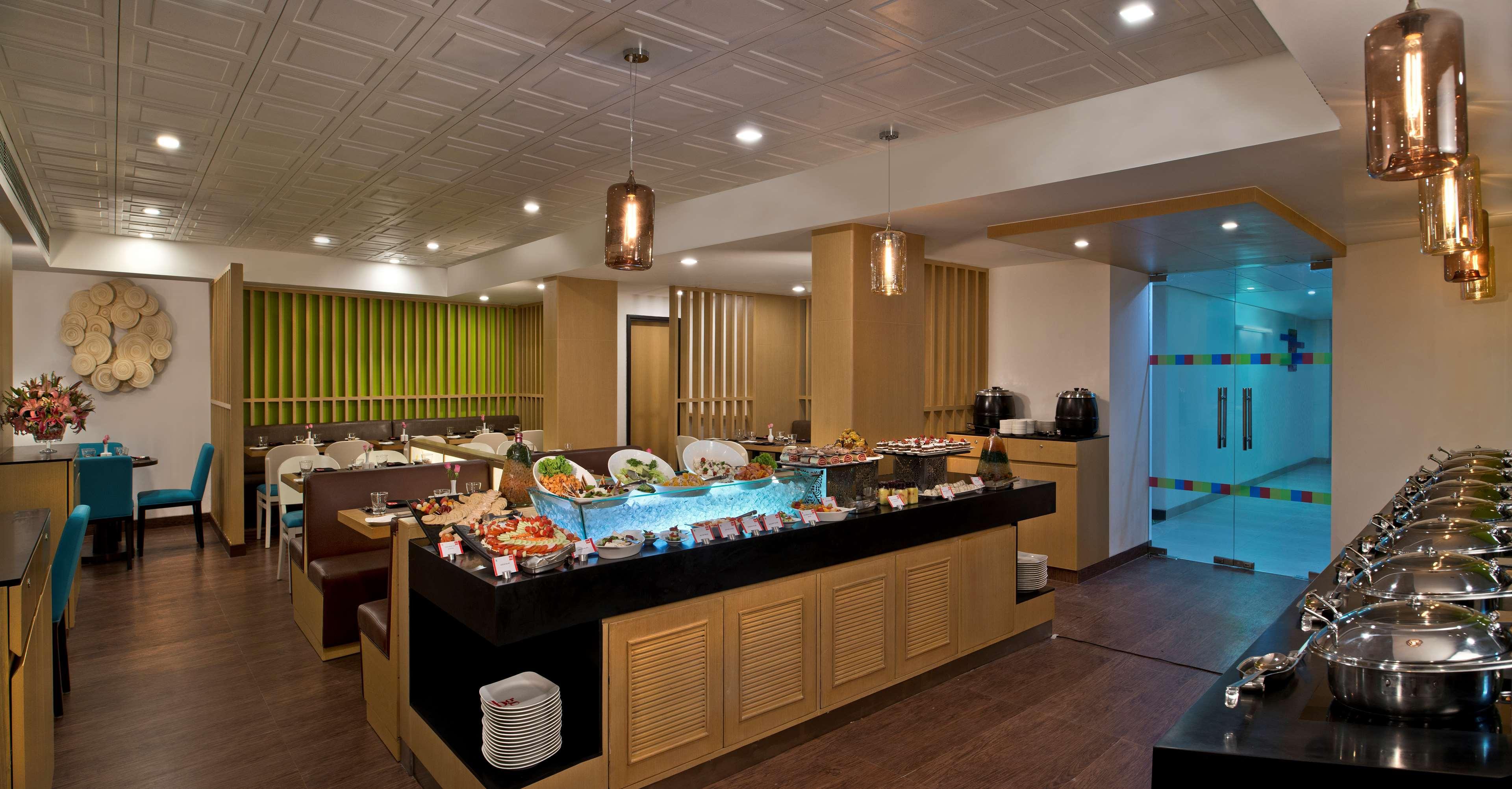 Park By Radisson Airport 4*