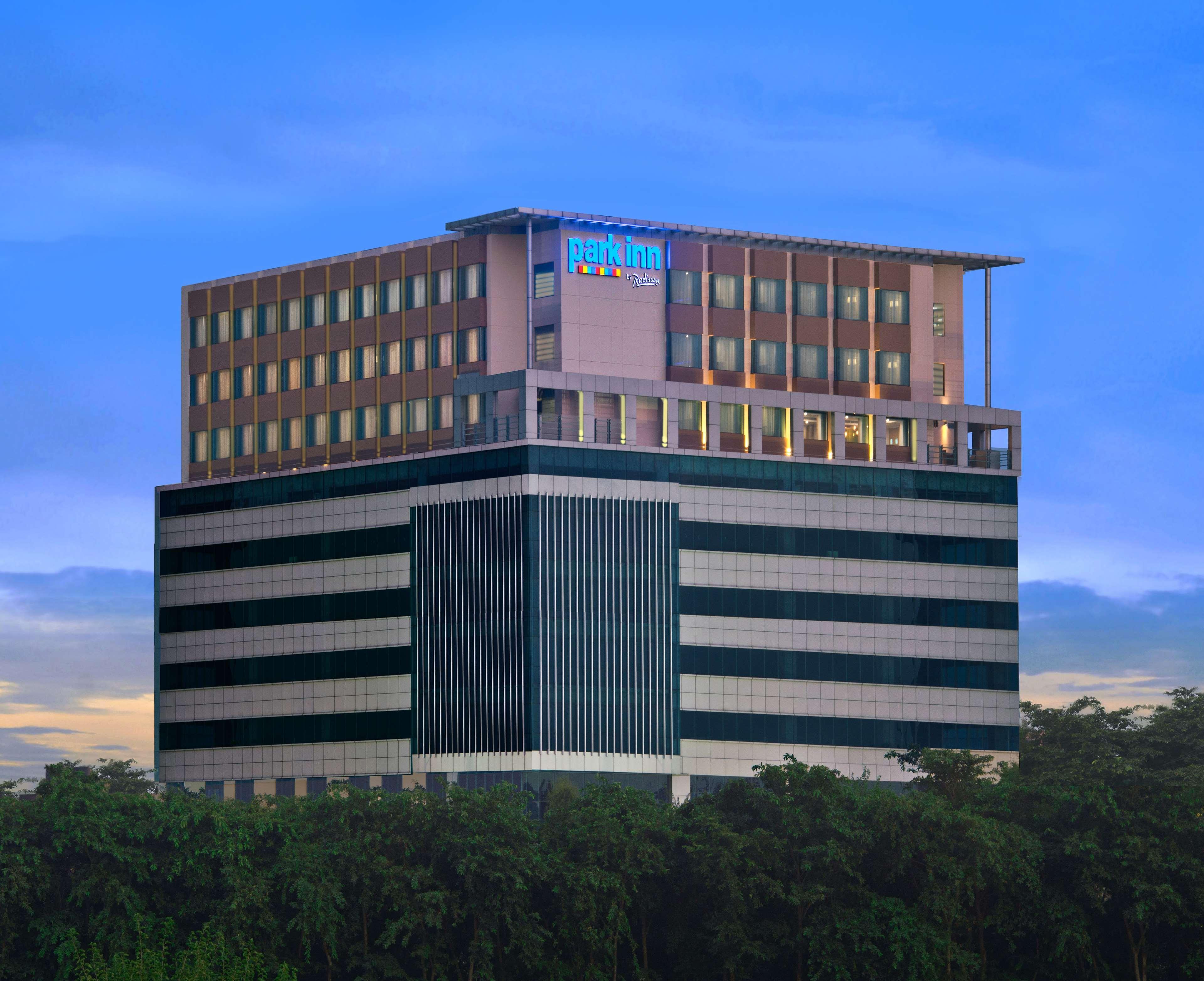 Park By Radisson Airport Hotel