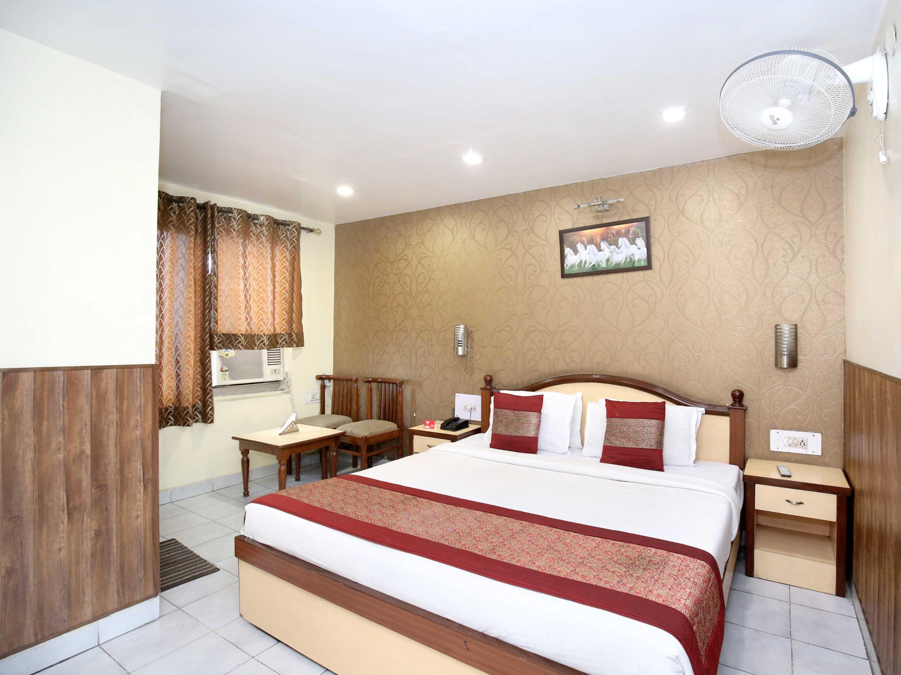 Hotel Oyo 7445 Residency