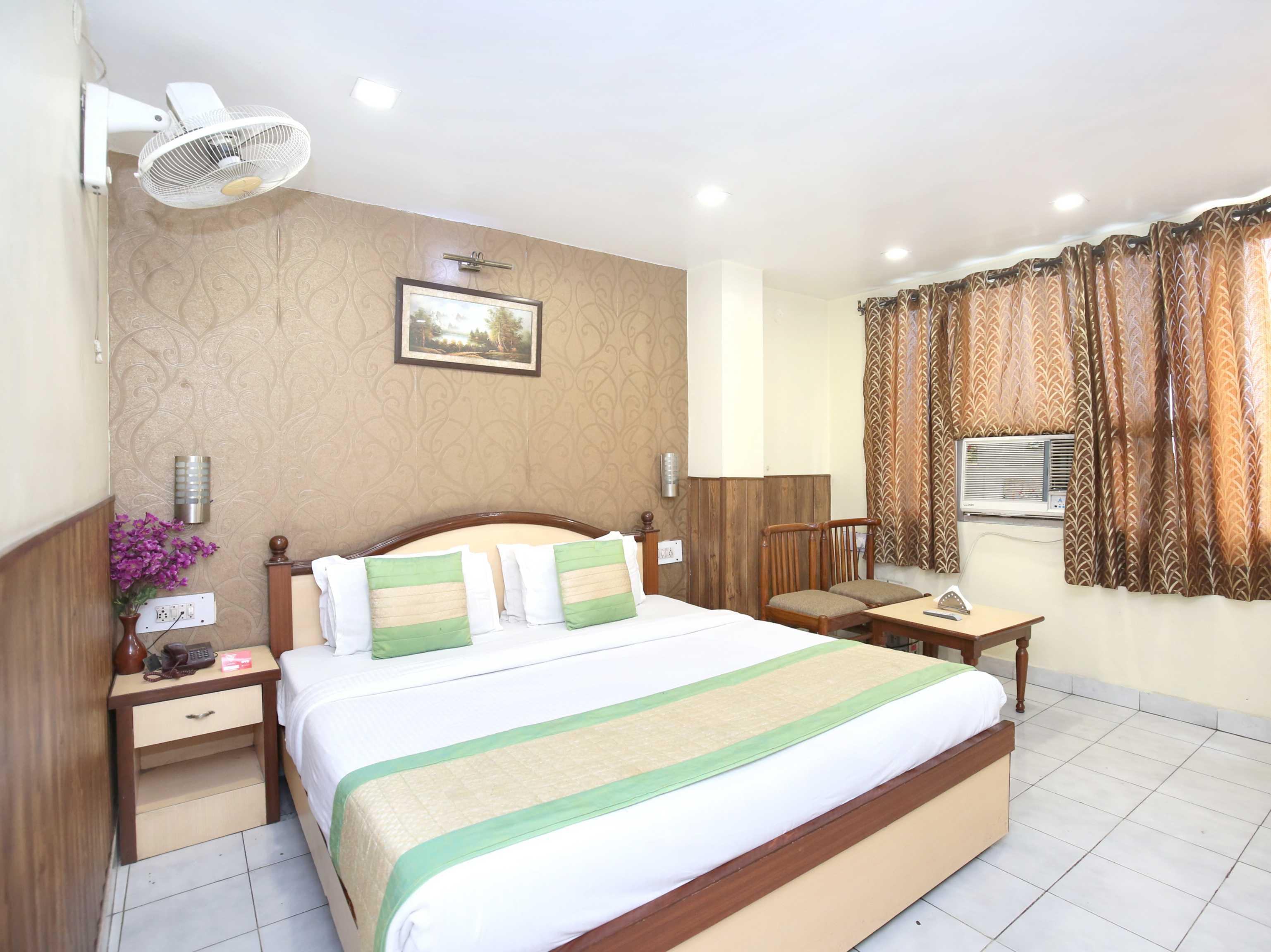 Oyo 7445 Residency Hotel