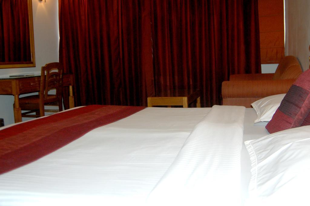Surya Residency Bed & Breakfast 3*