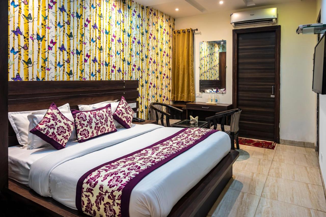 Royals Grand Galaxy Hotel Amritsar