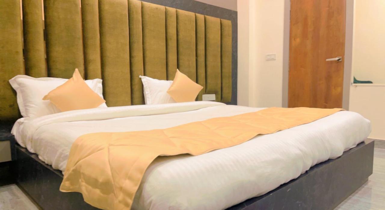 Hotel View With Garden -5 Mins Walk From Golden Temple Amritsar