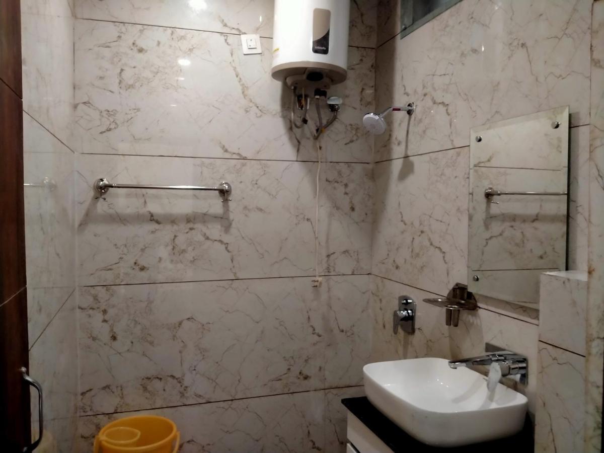 Bansal Paradise Hotel